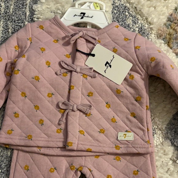 7 For All Mankind Set - Picture 2 of 6